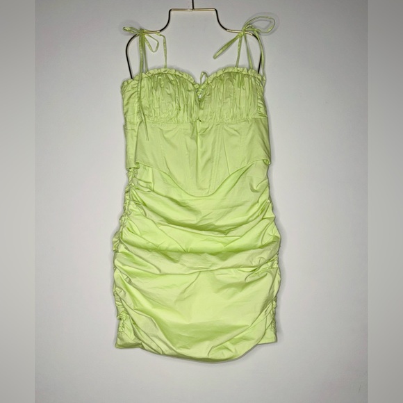 Oh Polly Mini Dress -NEW WITH TAG🏷️ -Super flattering - Perfect Condition - 8US - Picture 11 of 11